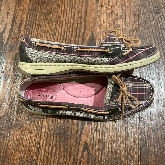 Sperry shoes size 9.5